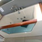 Rectangular Jacuzzi